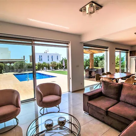 Coral Elite Residences Coral Bay