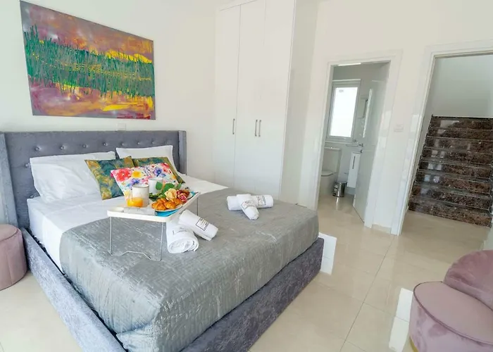 Coral Elite Residences 别墅 *